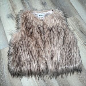 BB Dakota Plush Faux Fur Vest in Light Pink Tan with Dark Tips